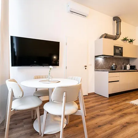 Design Apartments Luzanky Брно Экстерьер фото