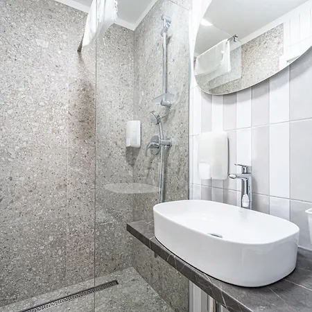 Design Apartments Luzanky Брно Экстерьер фото